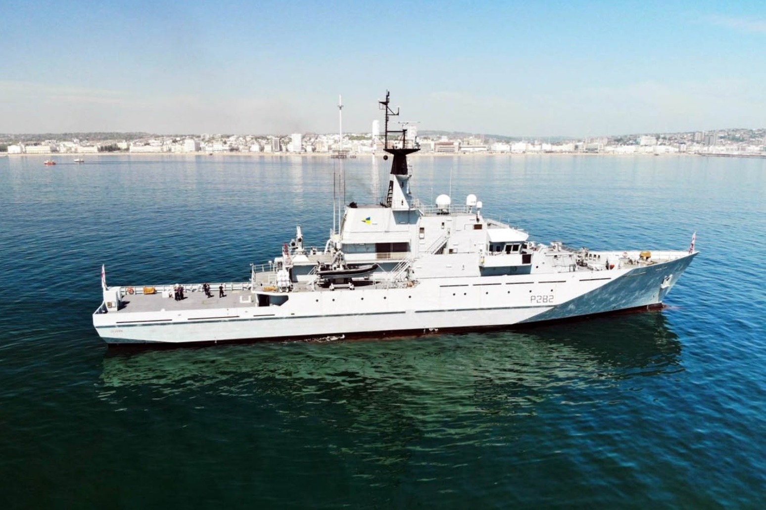 Royal Navy ships patrolling Jersey amid post-Brexit fishing rights row 